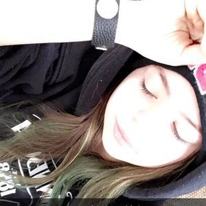 Meet your Posher, Mak